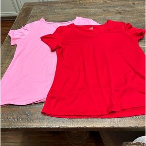 ❤️💗Women’s Athletic Works Set of 2 XL Tee’s Red and Pink Preowned❤️💗